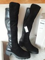 verkaufe Overkneestiefel von Tamaris ungetragen Leipzig - Connewitz Vorschau