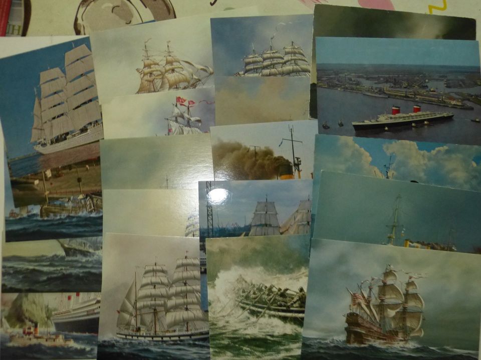 21 Postkarten Schiffe, z.B. Passat, Emden, Eisbrecher Stettin ua in Celle
