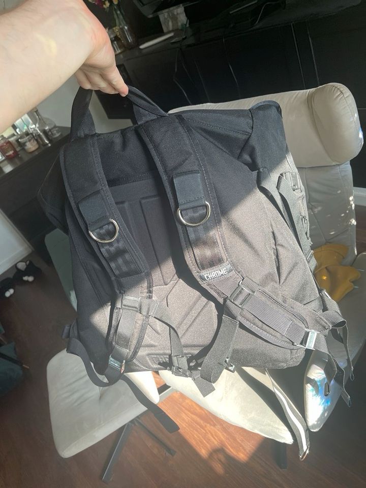 CHROME Industries Warsaw (Messenger Bag, fast Neu) in Bremen