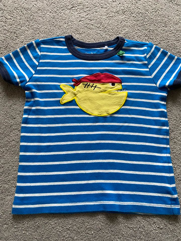 Fred‘s World/Green Cotton Piranha T-Shirt 104 in Nürnberg (Mittelfr)