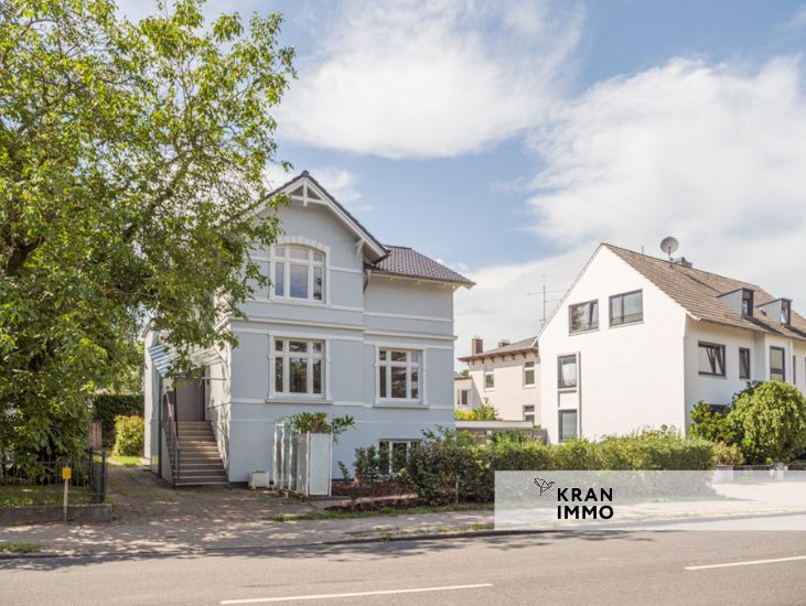 PROVISIONSFREI! Seltene Gelegenheit! Freie Wohnung im Obergeschoss in Blankenese. in Hamburg