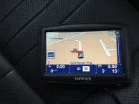 TOMTOM Navi XL Modell 4 ET 03 & Aufbewahrungstasche "HamaNaviBag" Dortmund - Lütgendortmund Vorschau