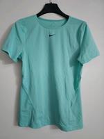 Nike Sport Shirt Größe S Sachsen - Coswig Vorschau