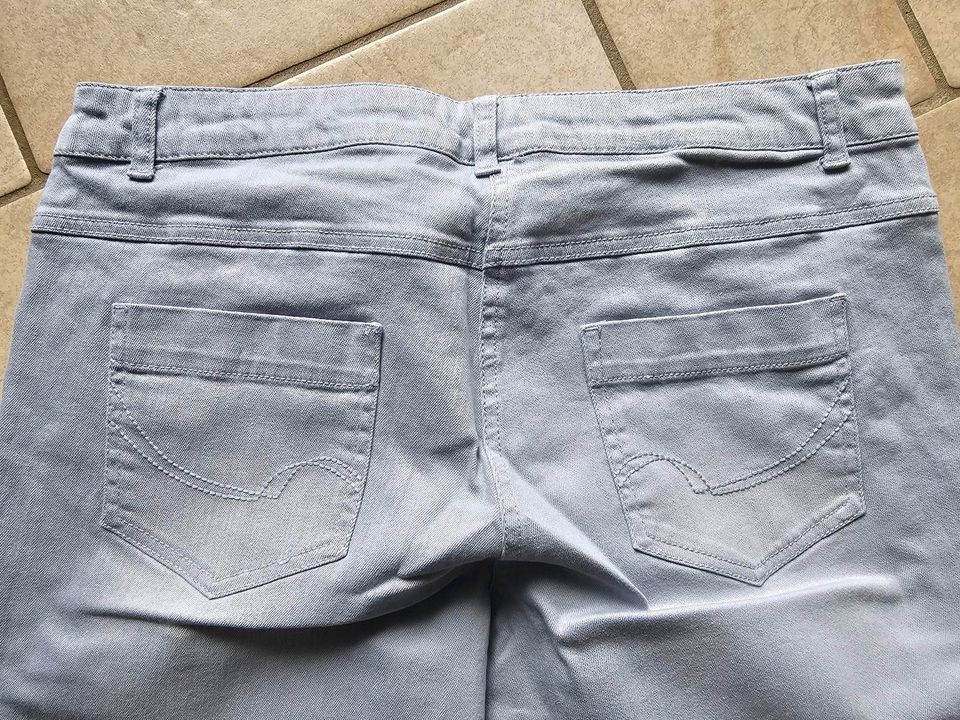 NEUE Damenjeans von Gina Benotti, Gr. 46, hellblau in Recke