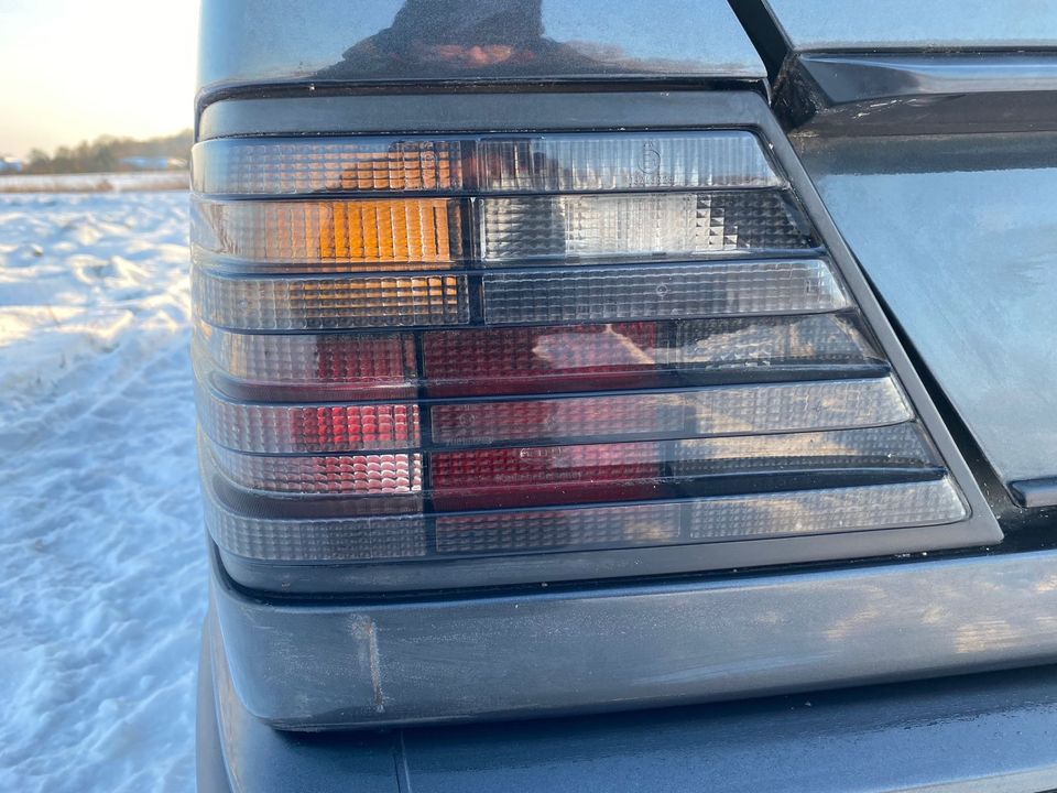 Original Hella Black Mercedes w124 C124 Rückleuchten R L schwarz in Forst (Lausitz)