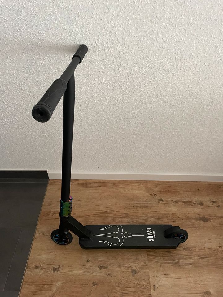 Anaquda Shiva Stuntscooter Roller Neochrome 2024 gratis Versand in Konz