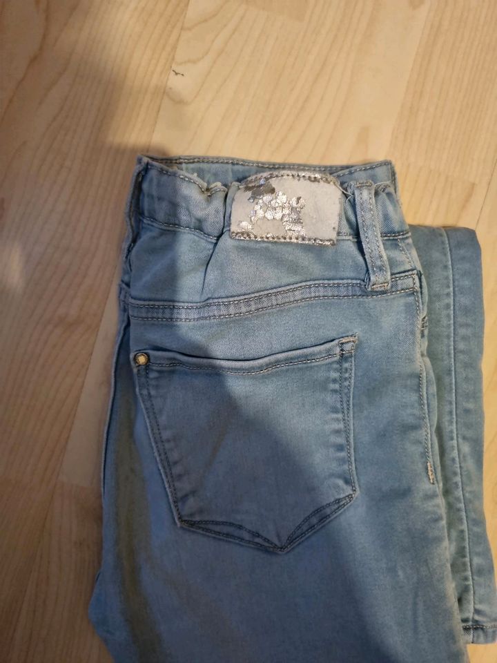 H&M Skinny Jeans in Werlte 