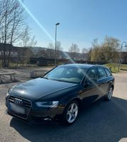 Audi A4 B8 Avant schwarz 2.0 TDI Facelift •Top Zustand• Bayern - Heilsbronn Vorschau