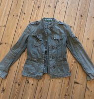 ZARA ❤️ tailliert Army Jacke / Blazer in S Altona - Hamburg Ottensen Vorschau