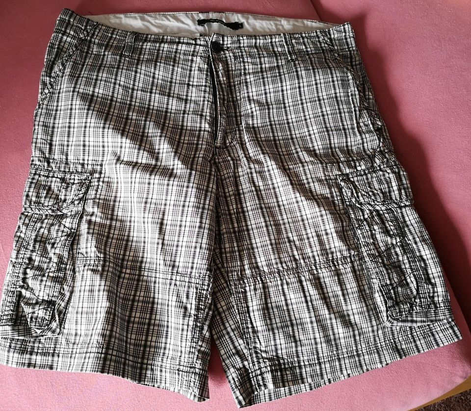 Shorts/ kurze Hose Gr. L in Kraftsdorf