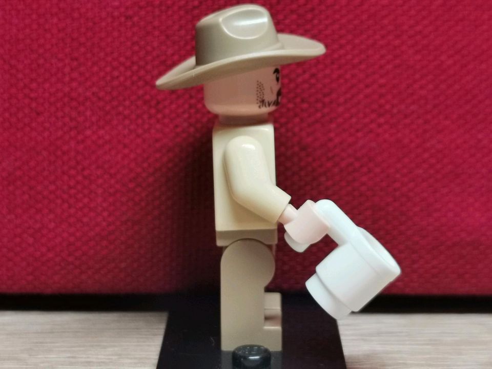 LEGO® Stranger Things Chief Jim Hopper st007 Minifigur 75810 Neu in Karlsruhe