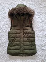 H&M HM Weste Steppweste Jacke khaki oliv Gr. 36 S wie neu Kapuze Hessen - Fuldatal Vorschau