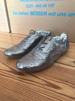 Silberbeschichtete Schnürrschuhe Steve Madden Pankow - Prenzlauer Berg Vorschau