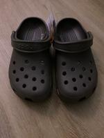 Neu!!! Crocs Beach in chocolate Größe 36  XS 4-5 Nordrhein-Westfalen - Hagen Vorschau
