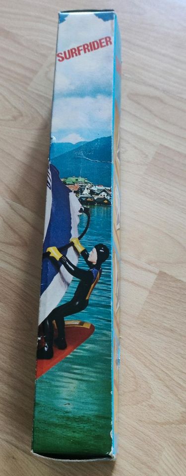 Spielzeug Action Figur Sammler Surfrider Hongkong 1970 in Brachttal