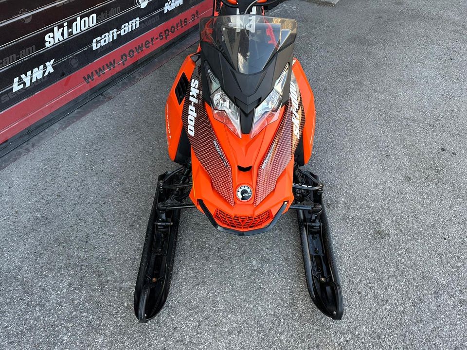 Skidoo summit 800 X Etec 2016 in Rosenheim