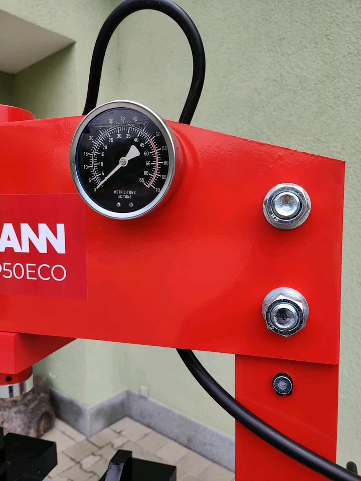 HOLZMANN Werkstattpresse 50 t WP50ECO 50 Tonnen hydraulisch pneumatisch Aktion in Nabburg