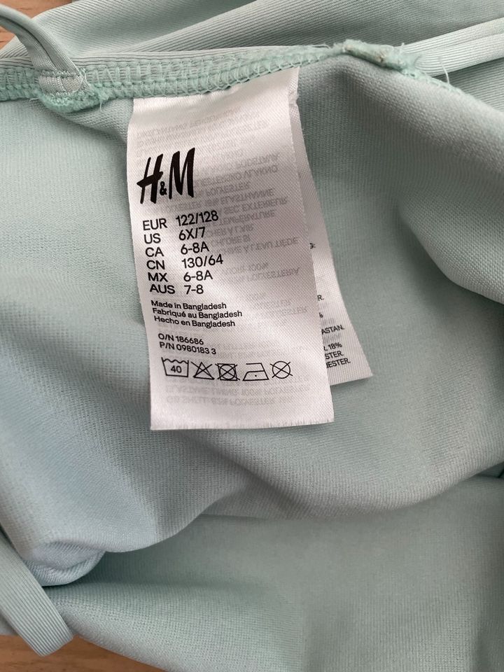 H&M Mädchen Badeanzug, Bademode, Schwimmanzug gr. 122/128 in Bielefeld