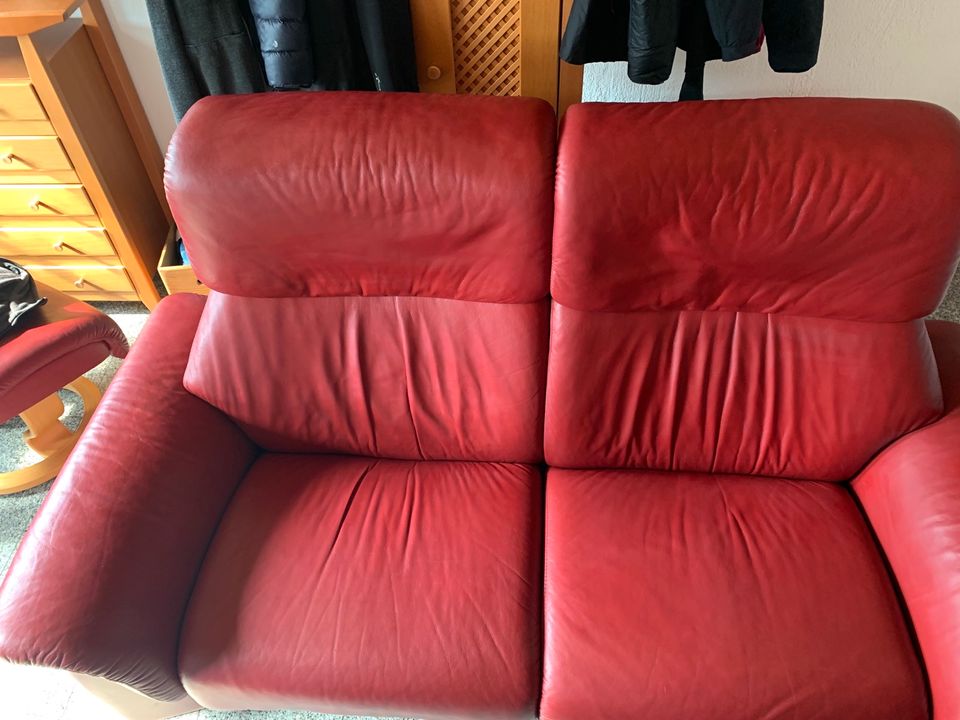 Stressless Sofa und Hocker in Wertheim