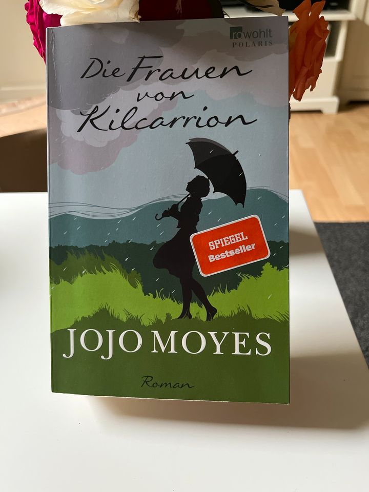 Jojo Moyes 4 Romane  Bestseller  super Zustand in Solingen