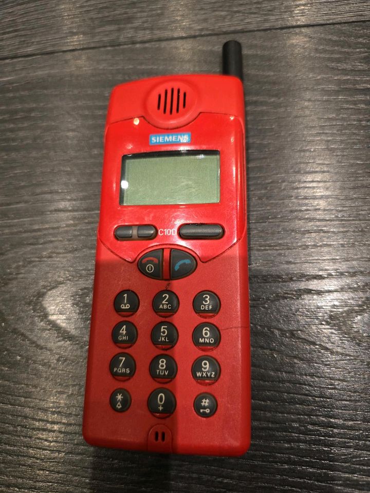 Siemens C10D Handy 90er Rot in Spiesen-Elversberg
