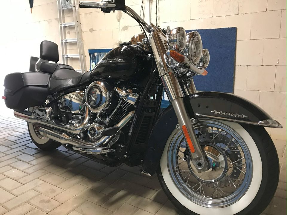 Harley Davidson FLDE Softail Deluxe mit Jekill & Hyde in Delmenhorst