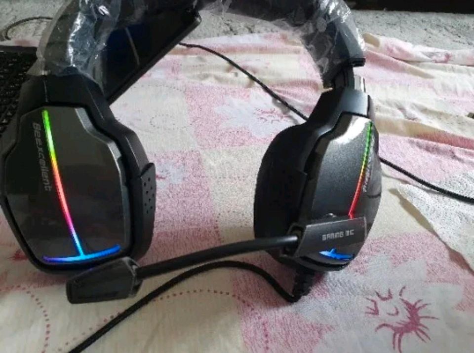 Beexcellent Gm-8 Gaming Headset Mit LED LICHT Mit Gaming Mic in Hanau