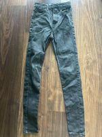 BERSHKA Damen Jeans 32 super high rise Skinny grau TOP Niedersachsen - Hemmingen Vorschau