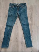 Schlichte Jeans Niedersachsen - Friesoythe Vorschau