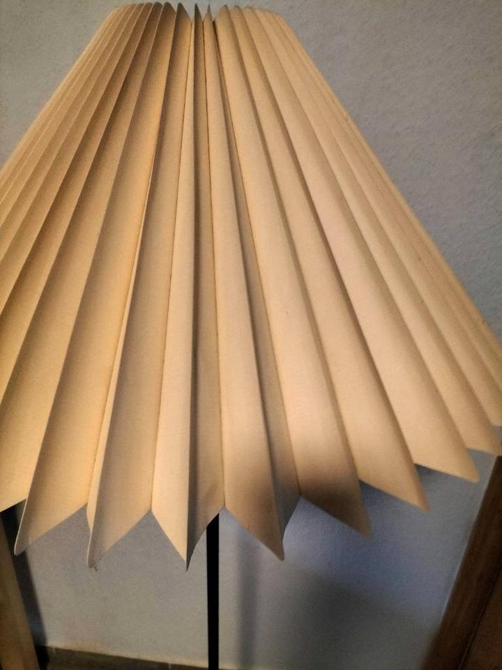IKEA Stehleuchte Typ G201 - Designklassiker 80/90 Jahre vintage in Lauenburg