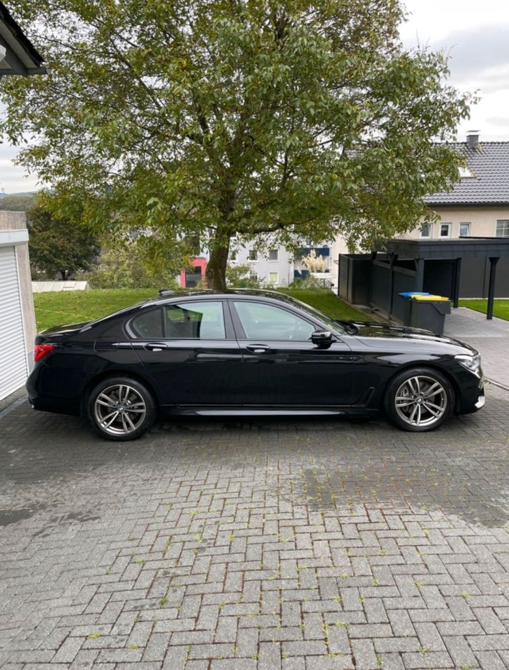 BMW 730d xDrive fast Vollaustattung in Iserlohn