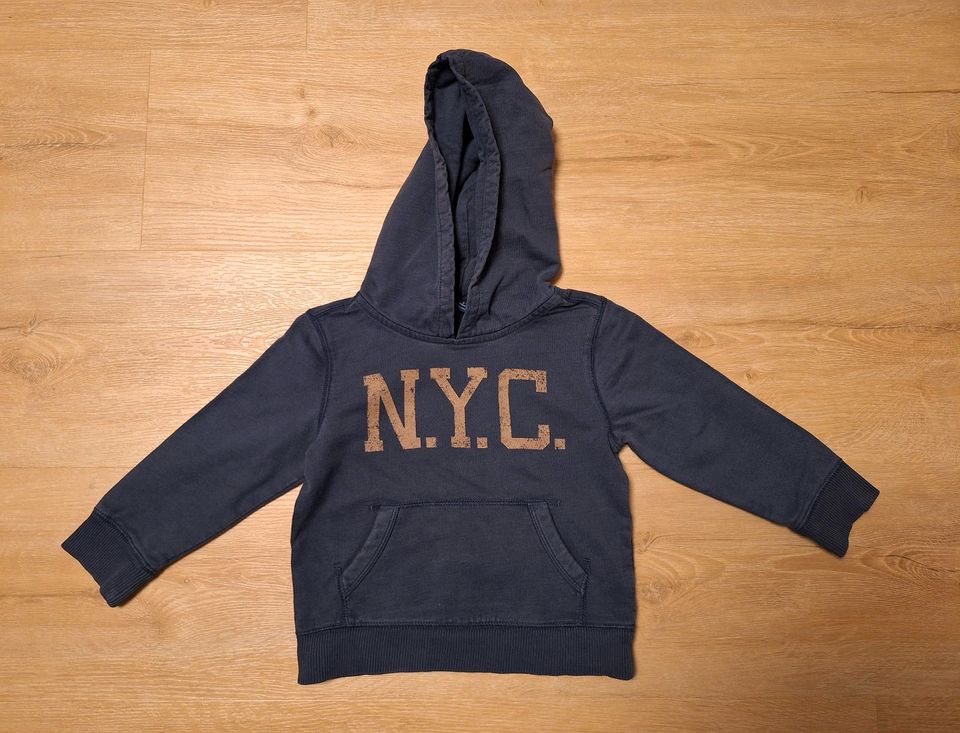 Neuw. GAP Sweatshirt Hoodie Kaputze Gr. 98, N.Y.C. New York City in Regensburg