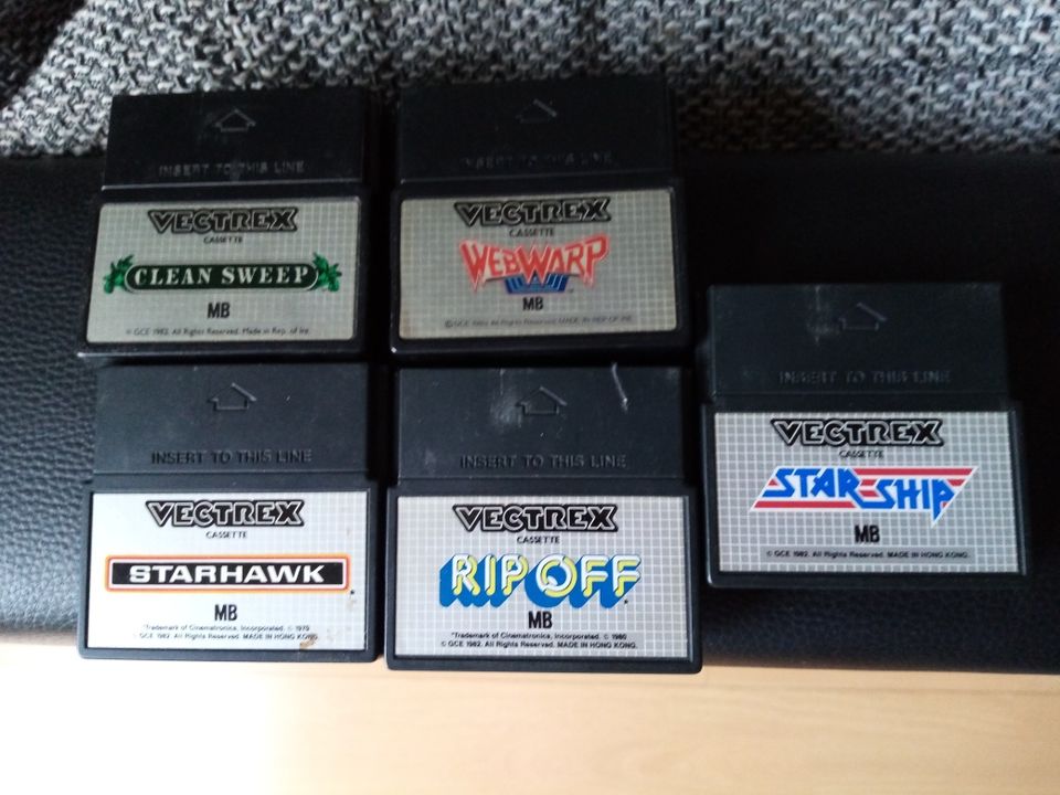 Vectrex Spielekonsole,1982, incl. Spiele in Porta Westfalica