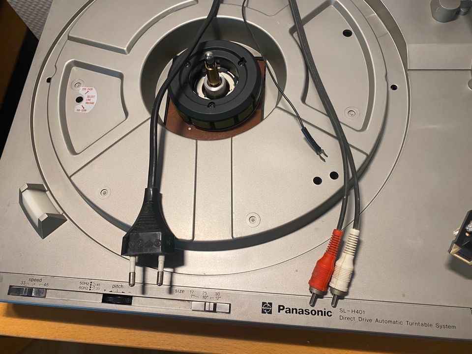 Technics Panasonic Plattenspieler mit Tonabnehmer Original Zustan in Essen
