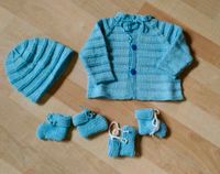 Babyset Gr. 56/62 gestrickt Jacke, Mütze, Schuhe Niedersachsen - Oldenburg Vorschau