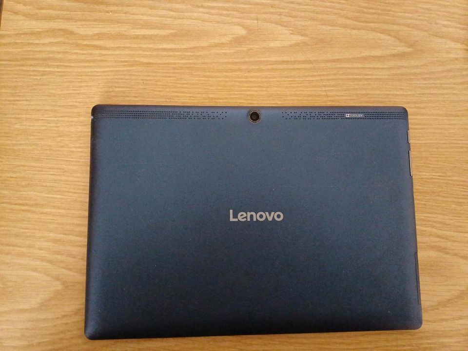 Lenovo Tablet in Leupoldsgrün