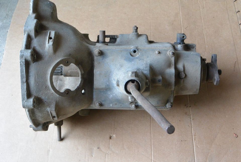 Schaltgetriebe Getriebe Gearbox Mercedes 200W21 Maybach Oldtimer in Roßwein