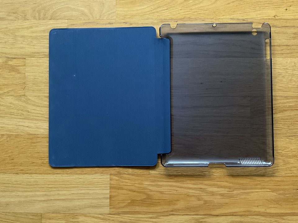 Ganz neue Schutzhülle in blau fürs iPad 2 in Düsseldorf