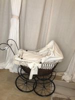 Babywagen antik/ Requisiten newborn Baden-Württemberg - Ludwigsburg Vorschau