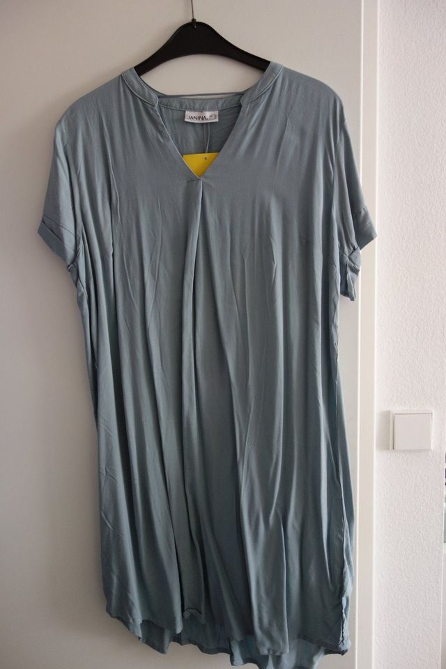 Damen Kleid türkis 44 NEU in Korntal-Münchingen