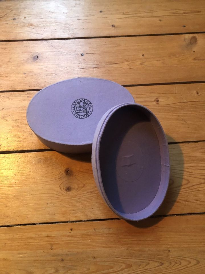 Dose Lavendel oval violett handgemacht Stoff Box lila in Hamburg