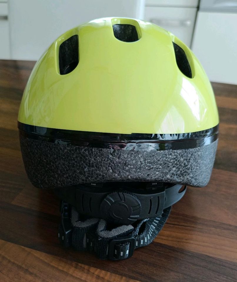 Kinder - Fahrrad - Helm in Ortrand