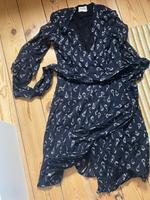 Ba&sh Kleid zum Binden L Schleswig-Holstein - Ammersbek Vorschau
