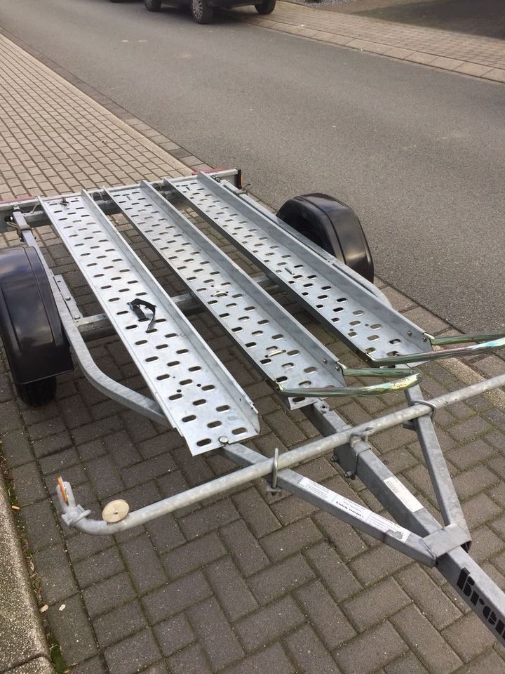 Motorradanhänger 750 kg 1-2 Motorräder zu vermieten mieten/leihen in Duisburg