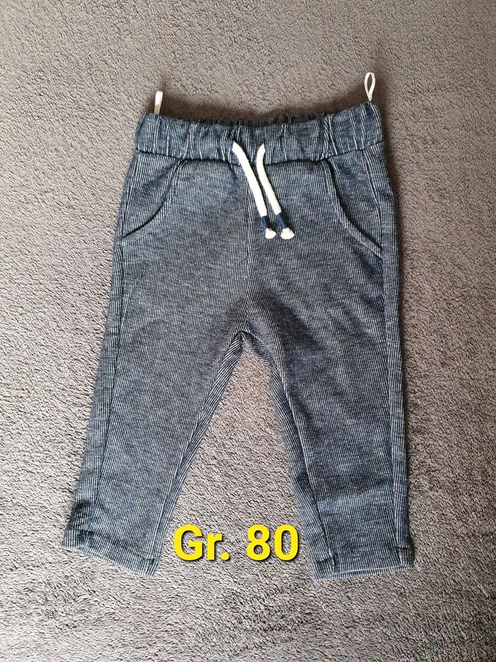 13 Baby Jungs Jogginghosen,Jeanshosen,Hose,Größe 74-80,Bekleidung in Michelau i. OFr.