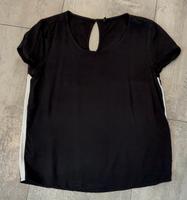 Schwarzes Shirt von Only, Gr. 38 Nordrhein-Westfalen - Kreuztal Vorschau