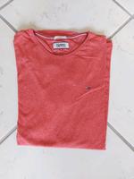 T.Shirt von  Hilfiger Gr.L rot Hessen - Dieburg Vorschau