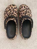 Crocs Leoprint Nordrhein-Westfalen - Detmold Vorschau