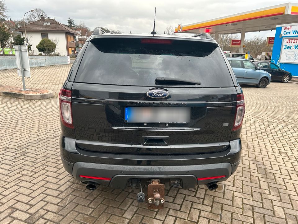 Ford Explorer Sport 3,5 V6 Turbo Ecoboost 6 Sitze in Ludwigsau