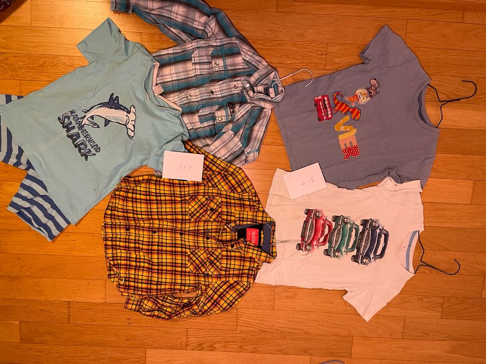 Kinderkleidung Hemden, Hosen, Jacken in Winsen (Luhe)